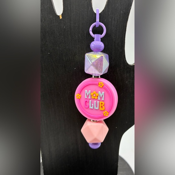 Mom Club Bookmark - Picture 2 of 4